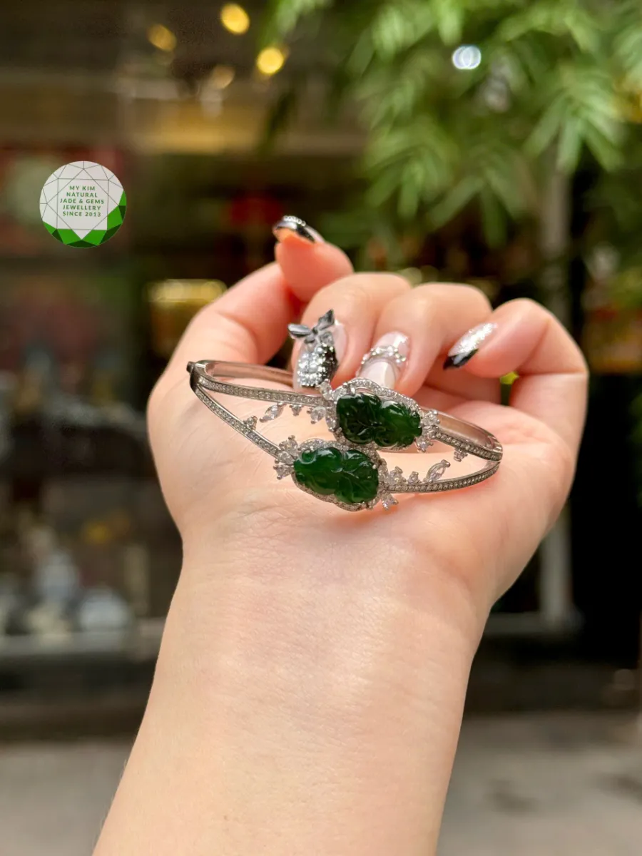 💎 Vòng Ngọc Phỉ Thúy “Đế Vương” – Imperial Jade – Chạm Khắc Cá Chép Thủ Công | Trang Sức Thiết Kế Sang Trọng, Phiên Bản Giới Hạn