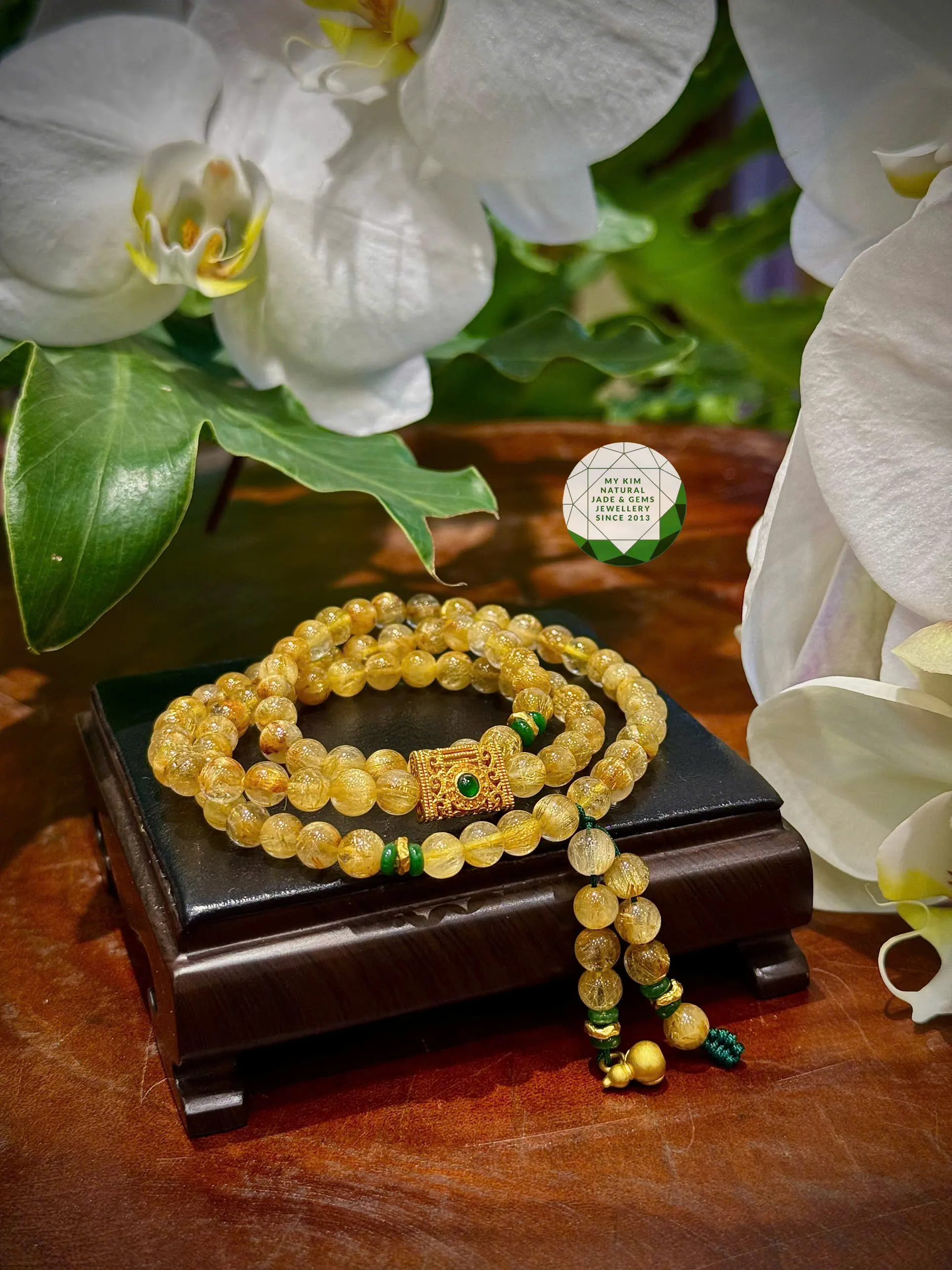 Vòng Thạch Anh Tóc Vàng Mix Ngọc Phỉ Thúy – Sang Trọng & Thanh Lịch