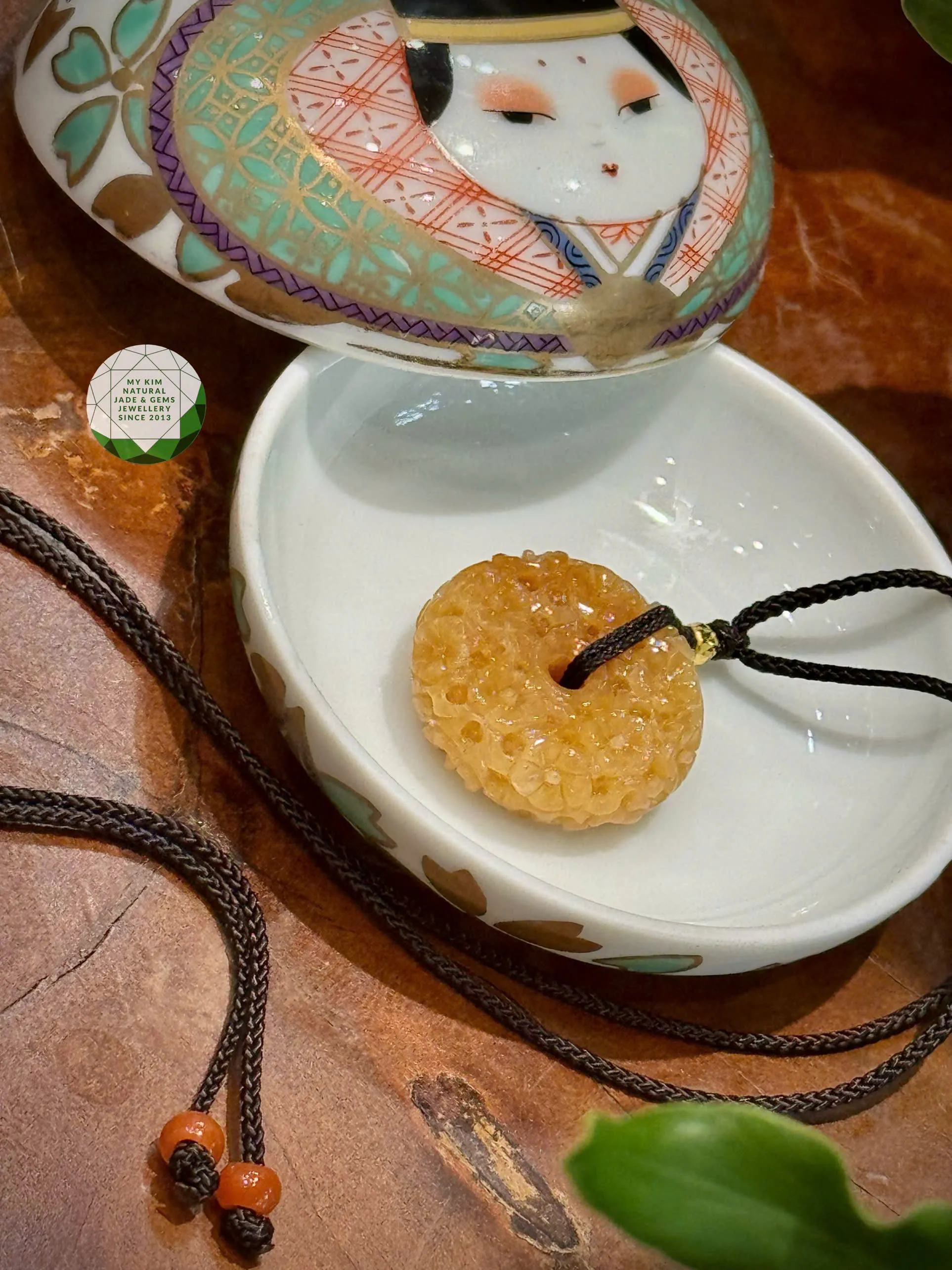 Mặt Dây Đồng Điếu Ngọc Phỉ Thúy Hoa Mai – Tài Lộc Viên 