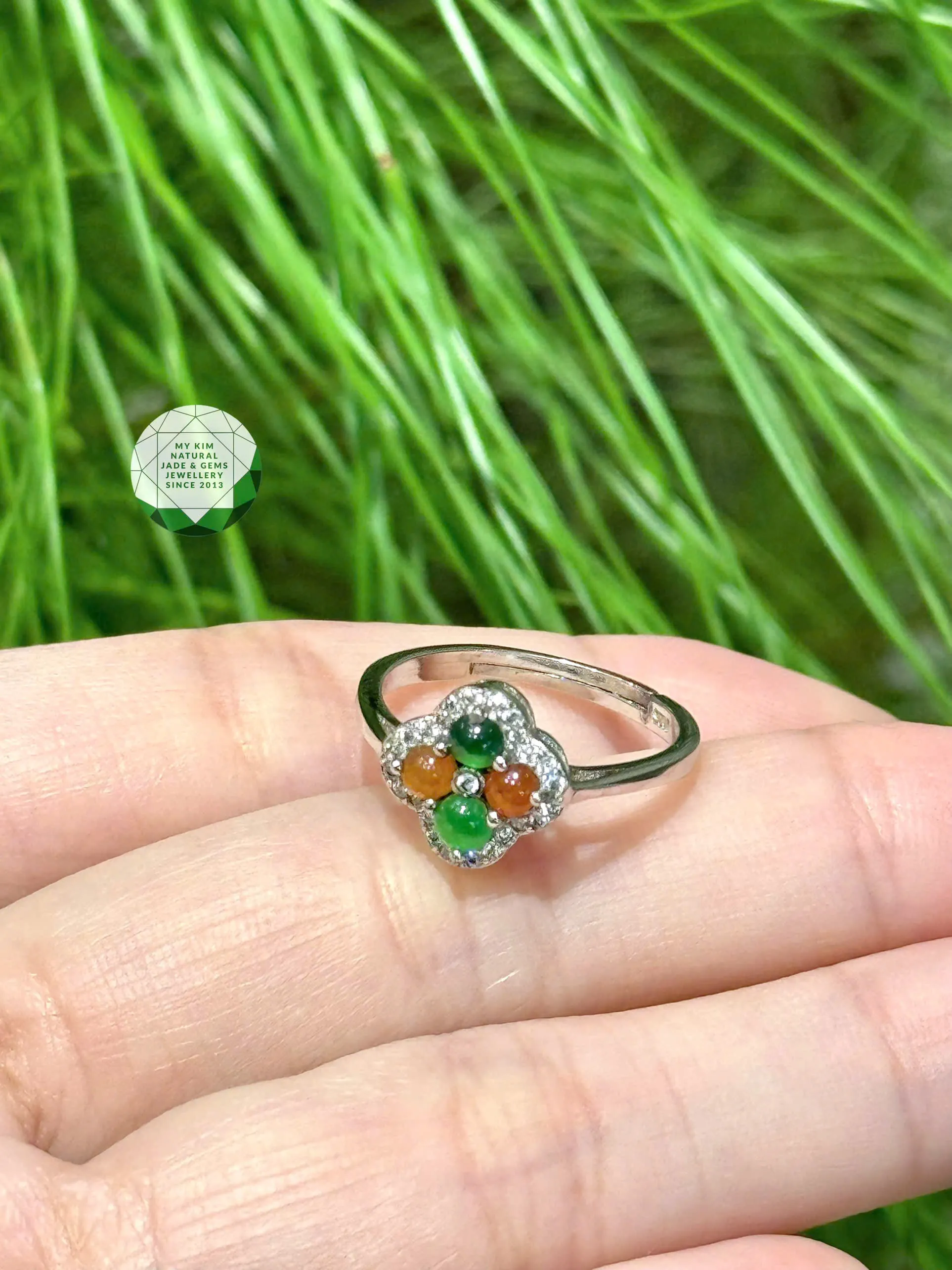 💚 Nhẫn Cỏ Bốn Lá Ngọc Phỉ Thúy – Bạc Si Vàng Trắng Cao Cấp