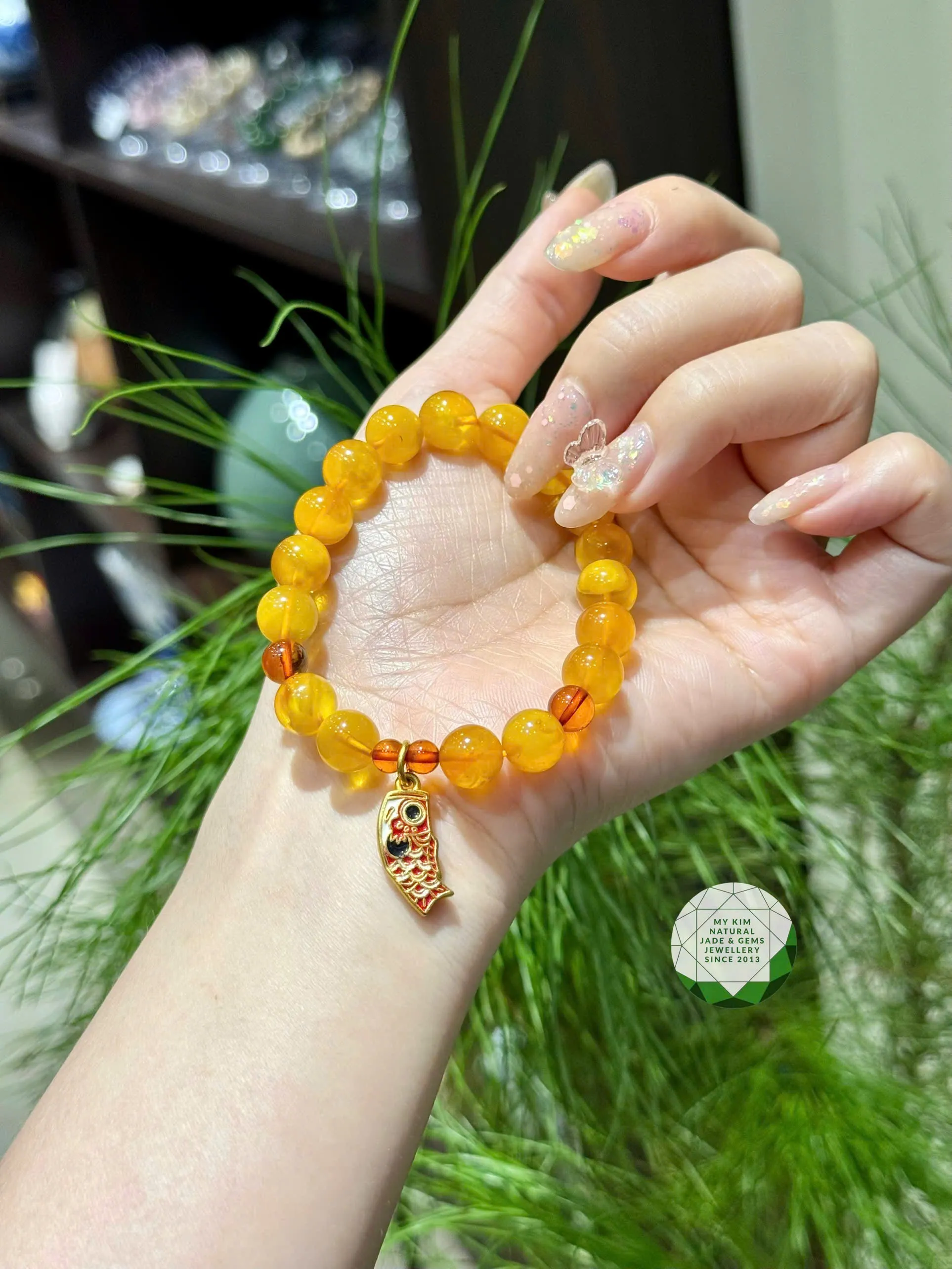 ✨ Vòng Tay Hổ Phách Mix Charm Cá Chép Vàng Gold – Sang Trọng & Tinh Tế