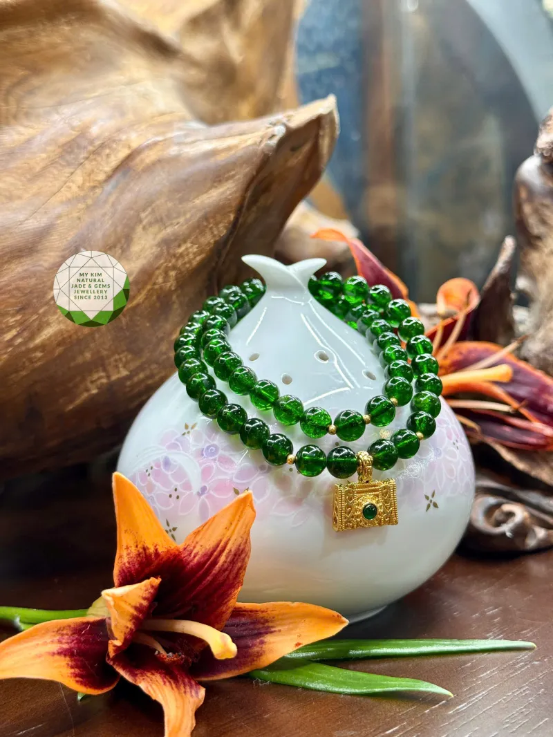  Diopside - Viên Đá Xanh Huyền Bí Mang Lại May Mắn & Tài Lộc