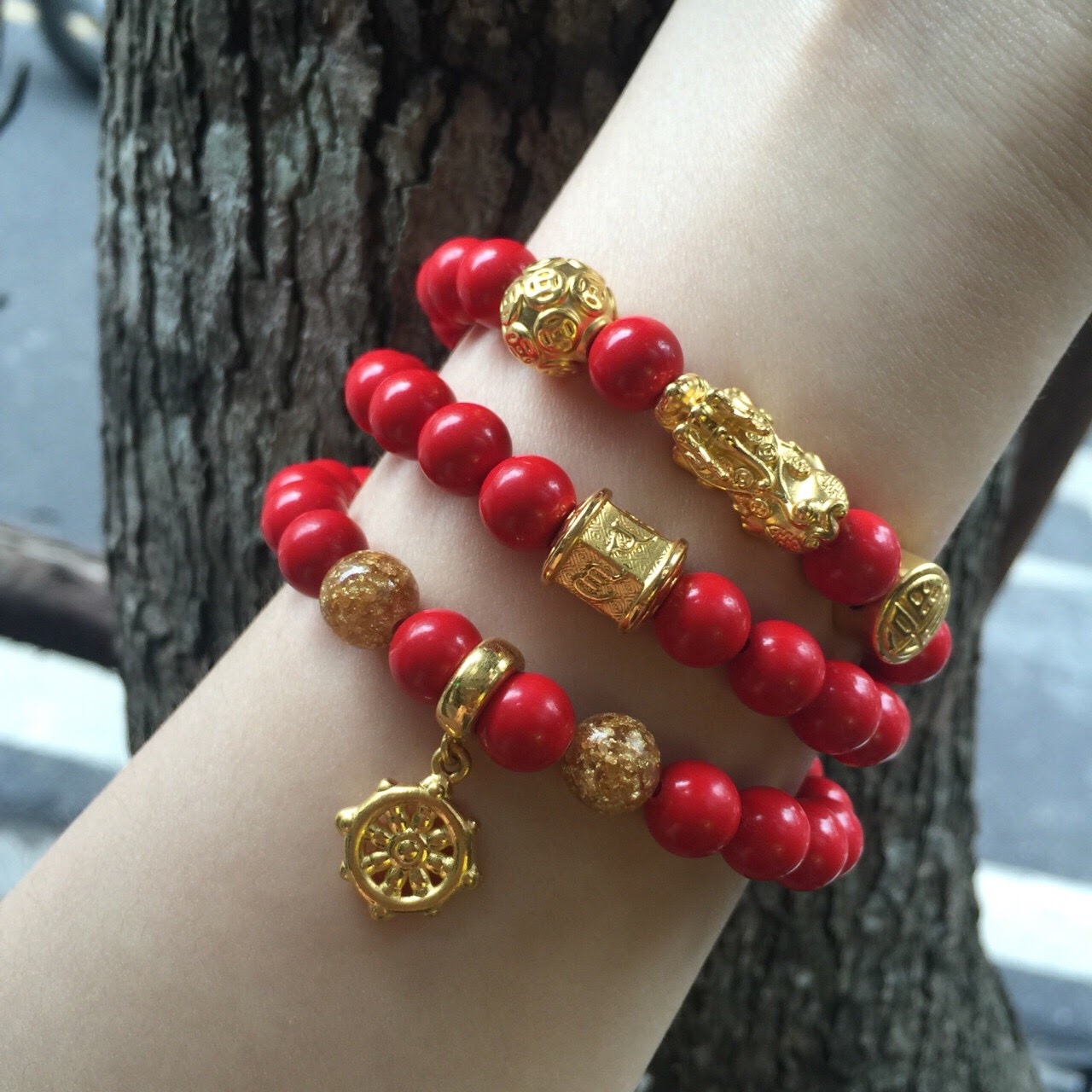 Vòng tay chusa mix charm vàng 24k