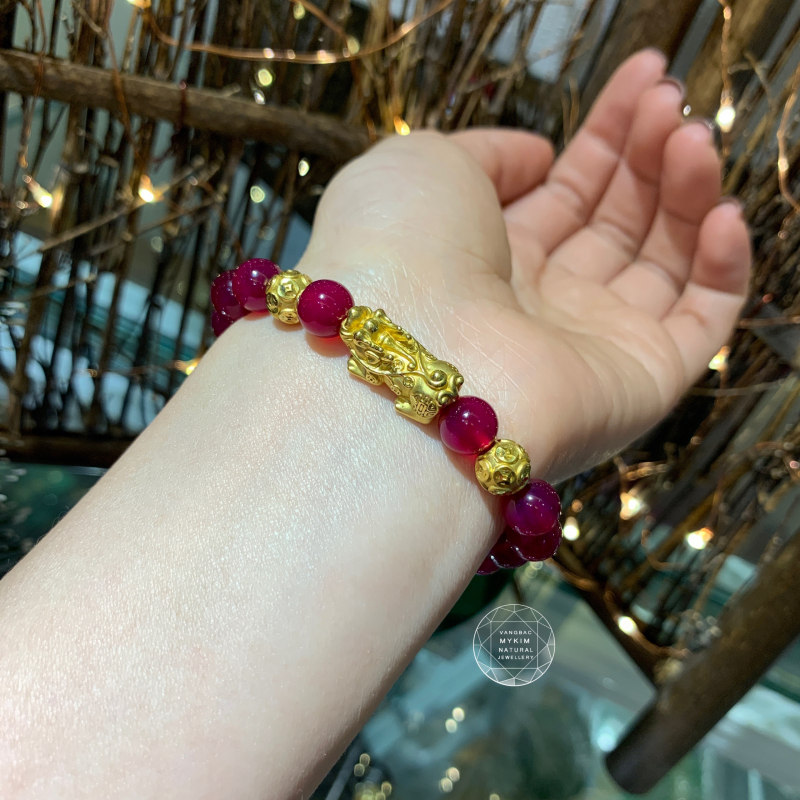 Vòng mã não vip charm tỳ hưu - kim tiền phúc lộc may mắn