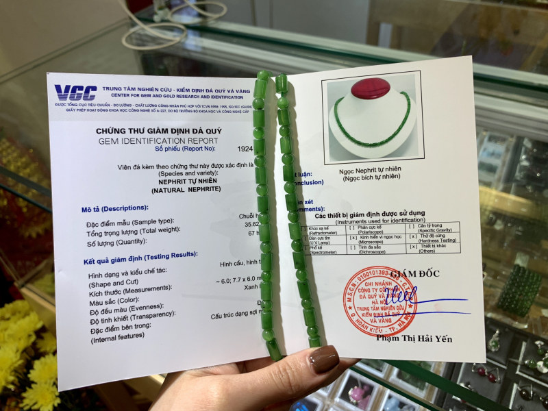 Vòng cổ Ngoc Bích Vip