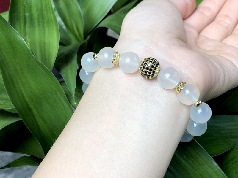 Thạch anh trắng mix charm mạ vàng 24k