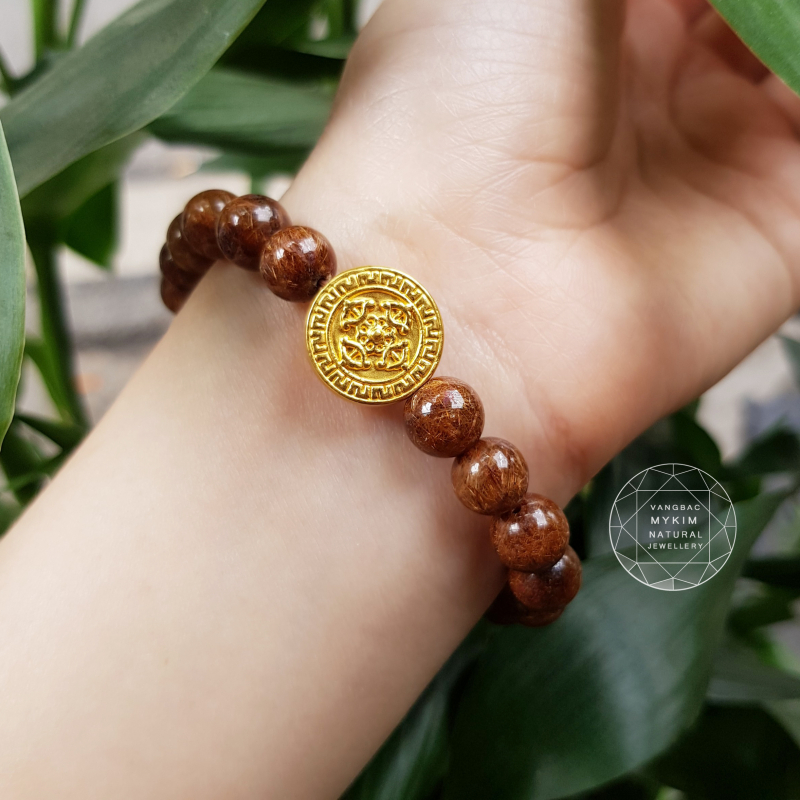 Vòng Thạch anh tóc nâu đỏ VIP mix charm bánh xe pháp luân vàng 24k