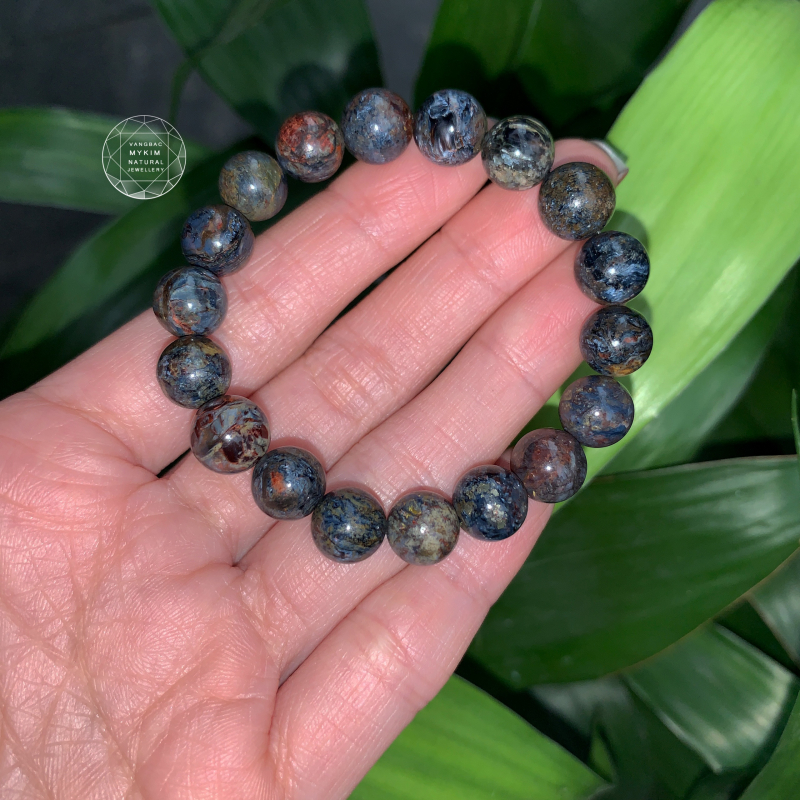 Vòng trơn đá Pietersite