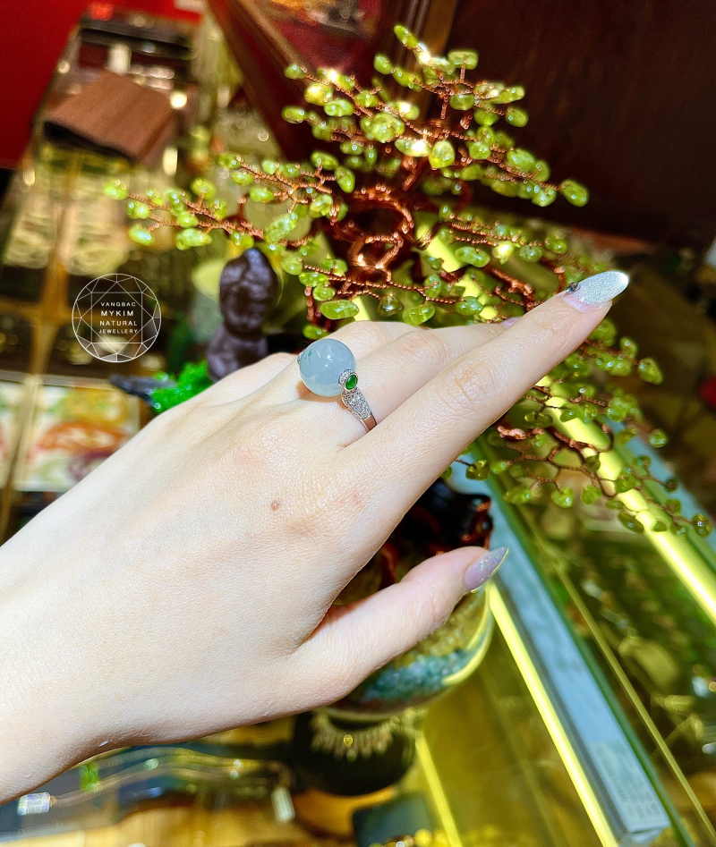 💎 NHẪN NGỌC PHỈ THÚY – ĐÍNH KIM CƯƠNG TỰ NHIÊN | BỌC VÀNG TRẮNG 14K – 18K