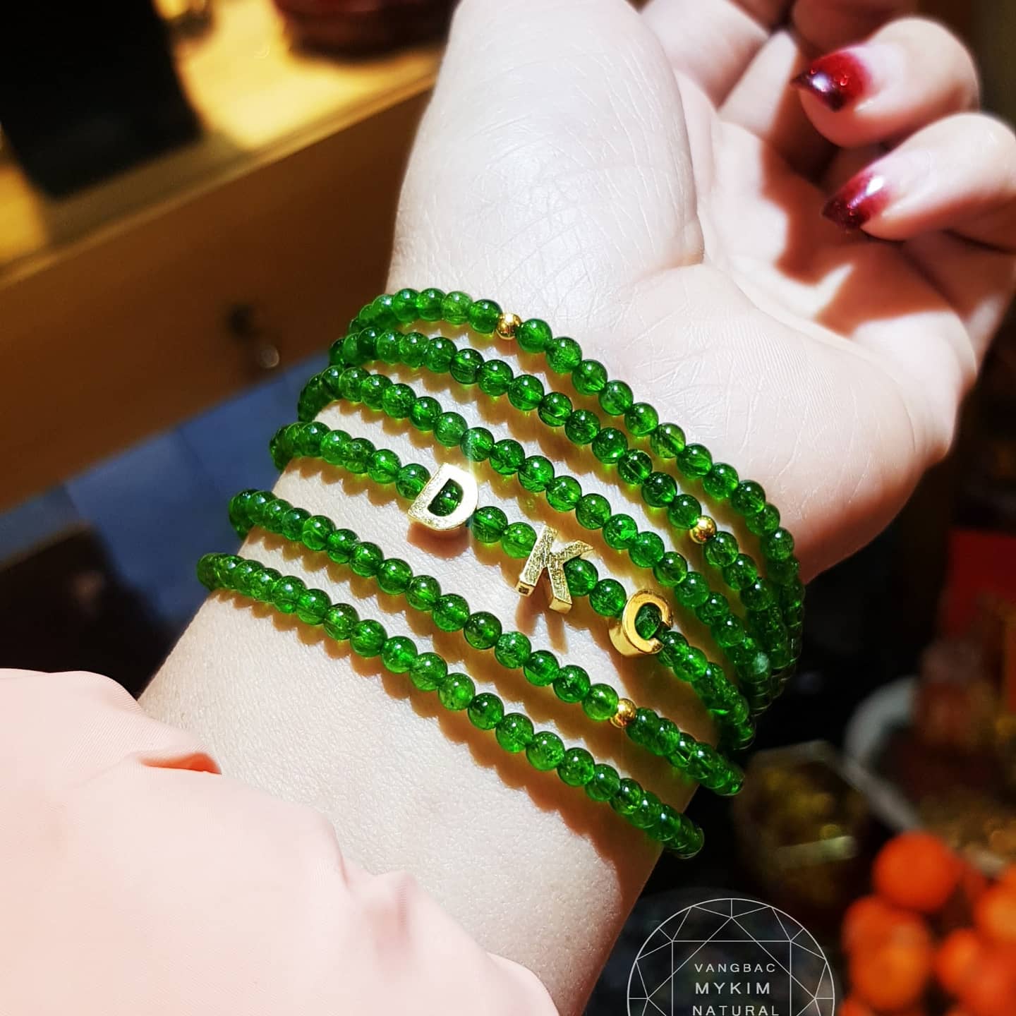 💚 Vòng Tay Diopside Mix Mặt Chữ Vàng 14K Theo Yêu Cầu | Thiết Kế Cá Nhân – Ý Nghĩa Riêng