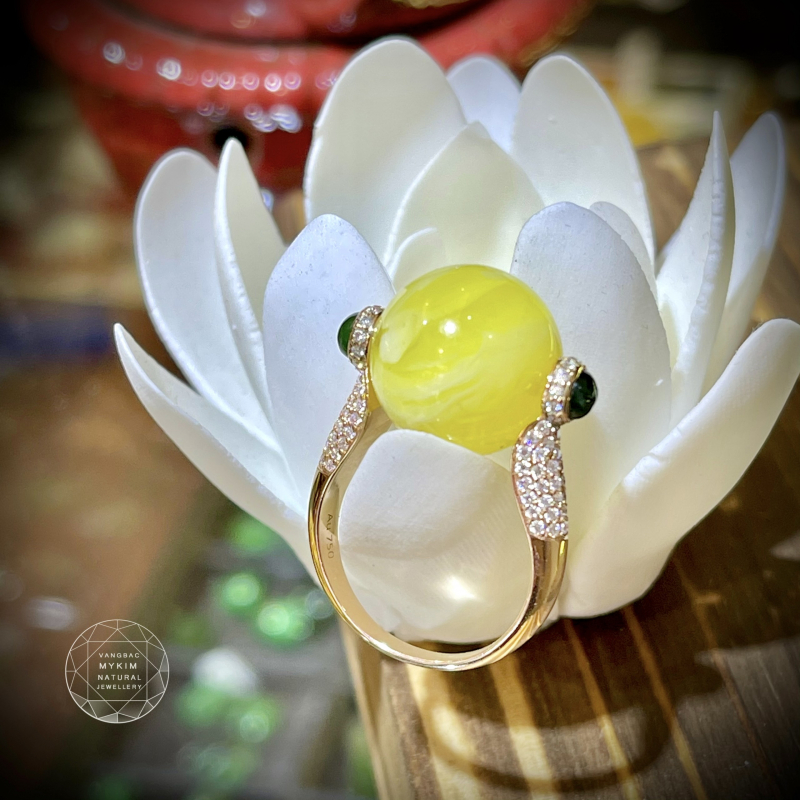 Nhẫn Hổ Phách - Vàng Hồng 18k - đính Kim Cương  Moissanite