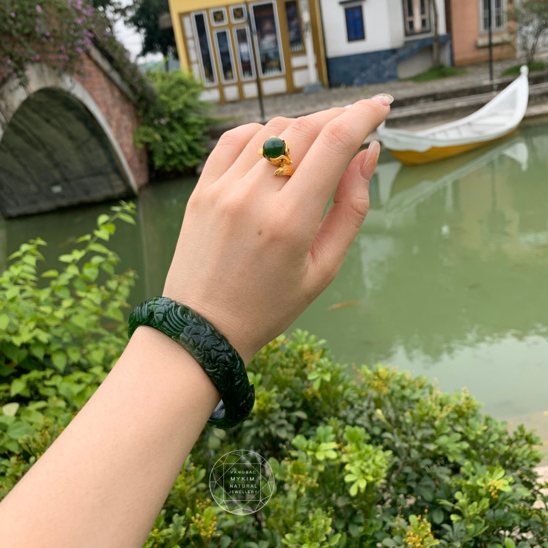 💚 Vòng Ngọc Bích Nephrite Điêu Khắc VIP • Tinh Hoa Phong Thủy • Độc Bản Sang Trọng