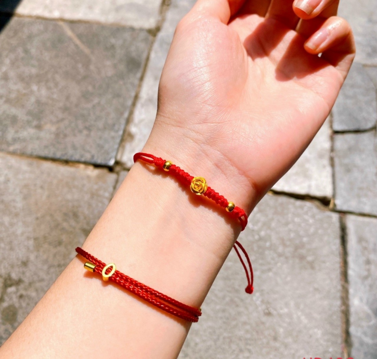 Dây chỉ đỏ Mix Vàng 24k - Hoa Hồng