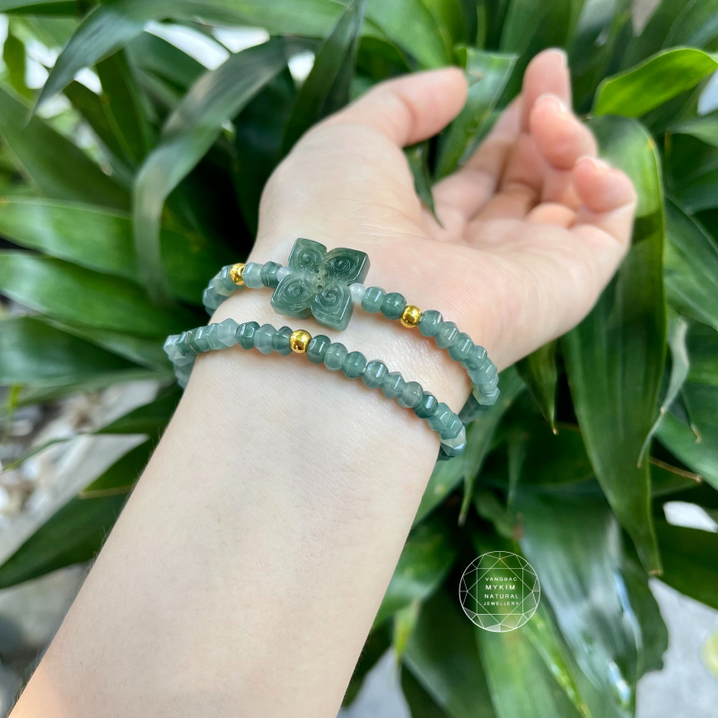 Vòng Ngọc Phỉ Thúy Băng Dầu - Hoa Bốn Lá mix Vàng 24k