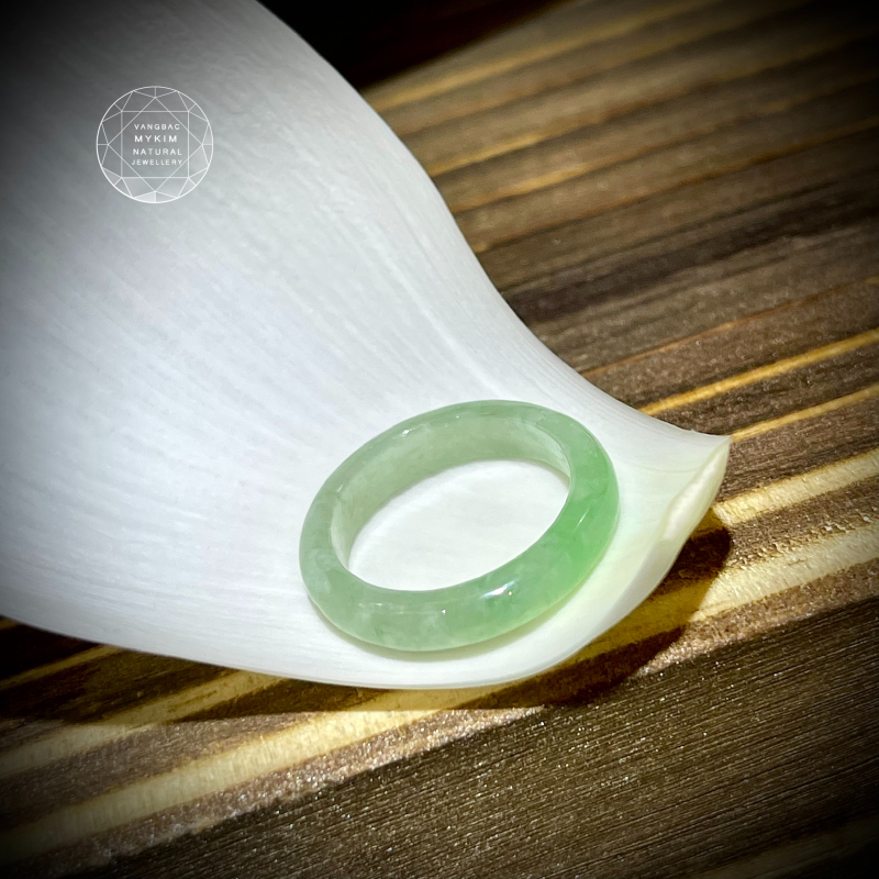 Nhẫn Ngọc Phỉ Thúy nguyên khối sz 9,5