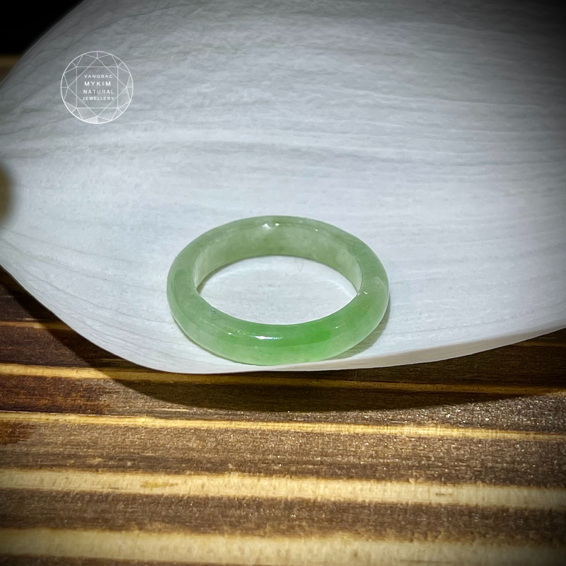 Nhẫn Ngọc Phỉ Thúy nguyên khối sz 9,5