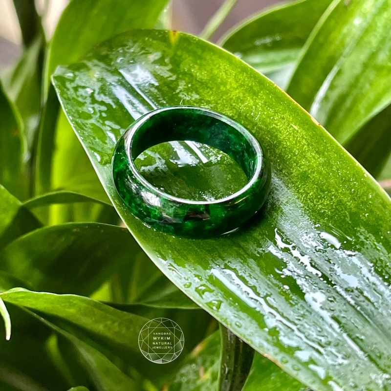 💚 NHẪN NGỌC PHỈ THÚY NGUYÊN KHỐI | VÂN NGỌC RÊU ĐẬM – THIẾT KẾ UNISEX, NHIỀU SIZE