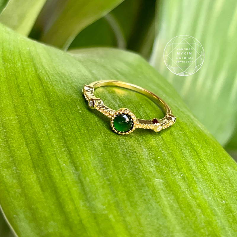 Nhẫn Ngọc Phỉ Thúy Jadeite đính Kim cương Mois - Vàng 14k - 18k