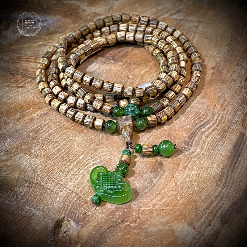 Chuỗi 5 vòng trầm đốt trúc kết Ngọc Bích & Ngọc Jadeite