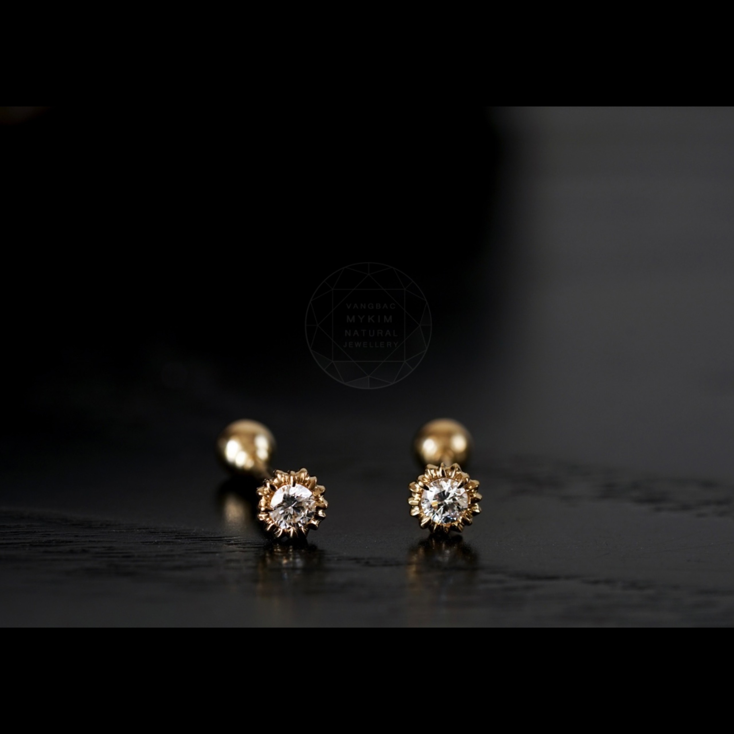 Bông Tai Đính Kim - Vàng 18k