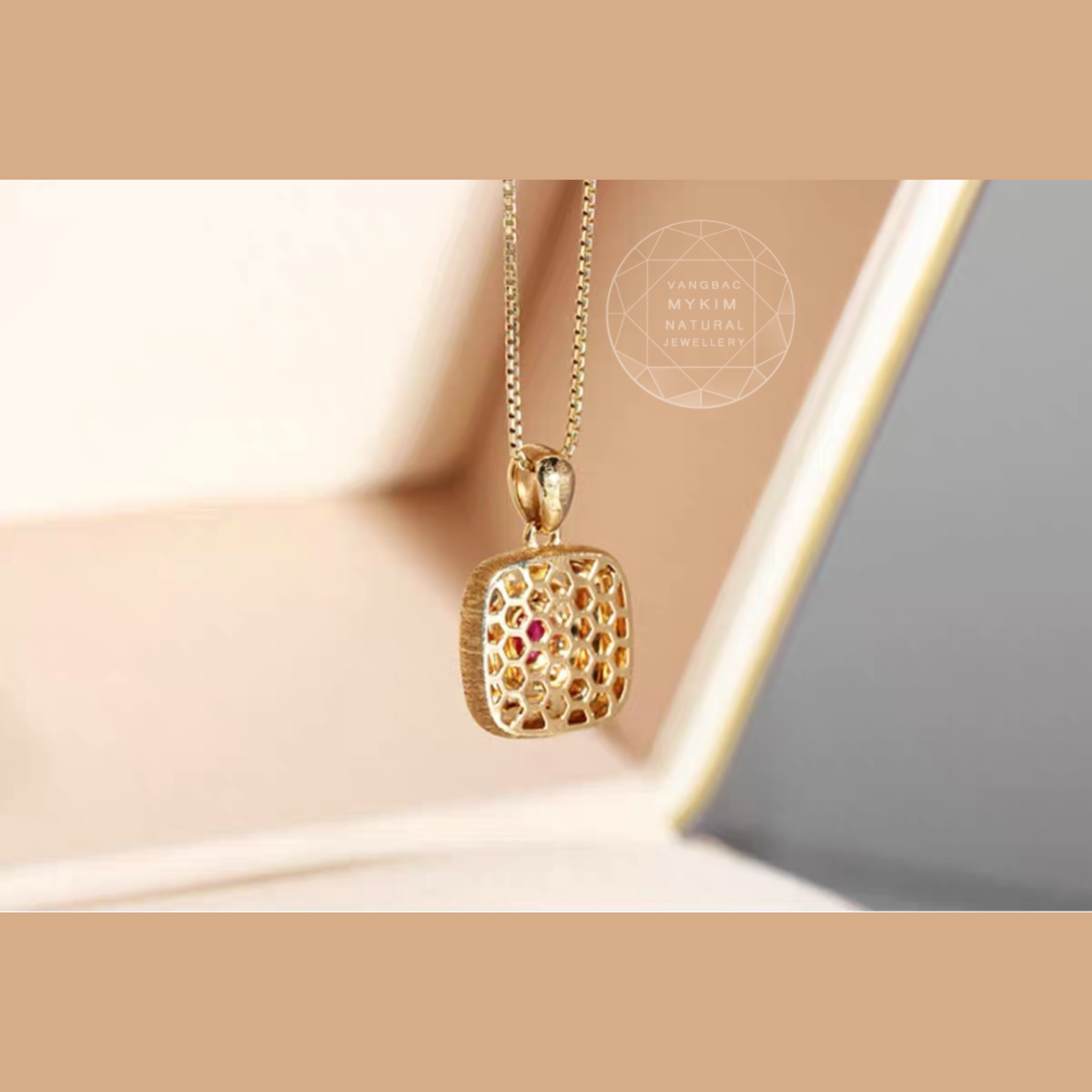 Mặt dây đính Ruby - Kim cương Moissanite - Vàng 14k