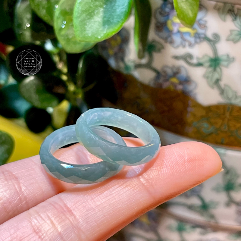 Nhẫn Ngọc Phỉ Thúy Băng Dầu Jadeite - mài cạnh
