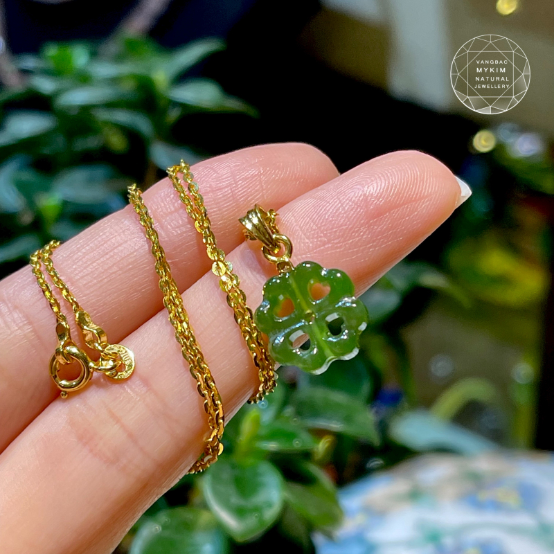 Mặt dây Hoa Bốn Lá Ngọc Bích Nephrite - Kim cương Mois - Cuống Vàng Tây 14k