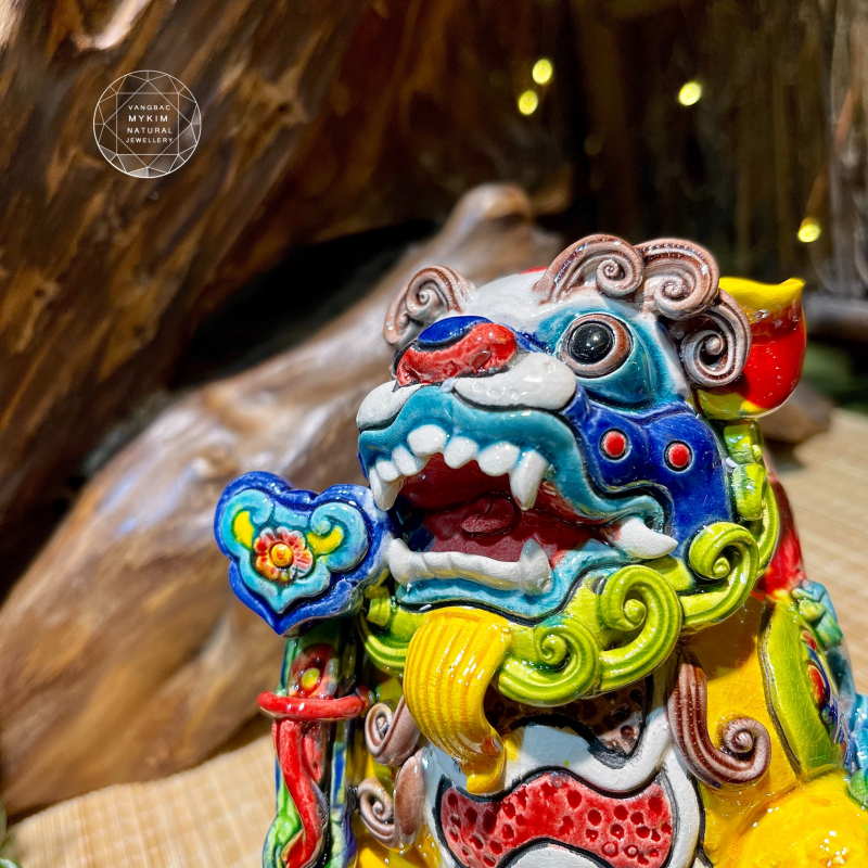 Tỳ Hưu Gậy Như Ý – Gốm Sứ Men Rạn Đài Loan | Linh Vật Tượng Trưng Cho Quyền Lực & Bình An