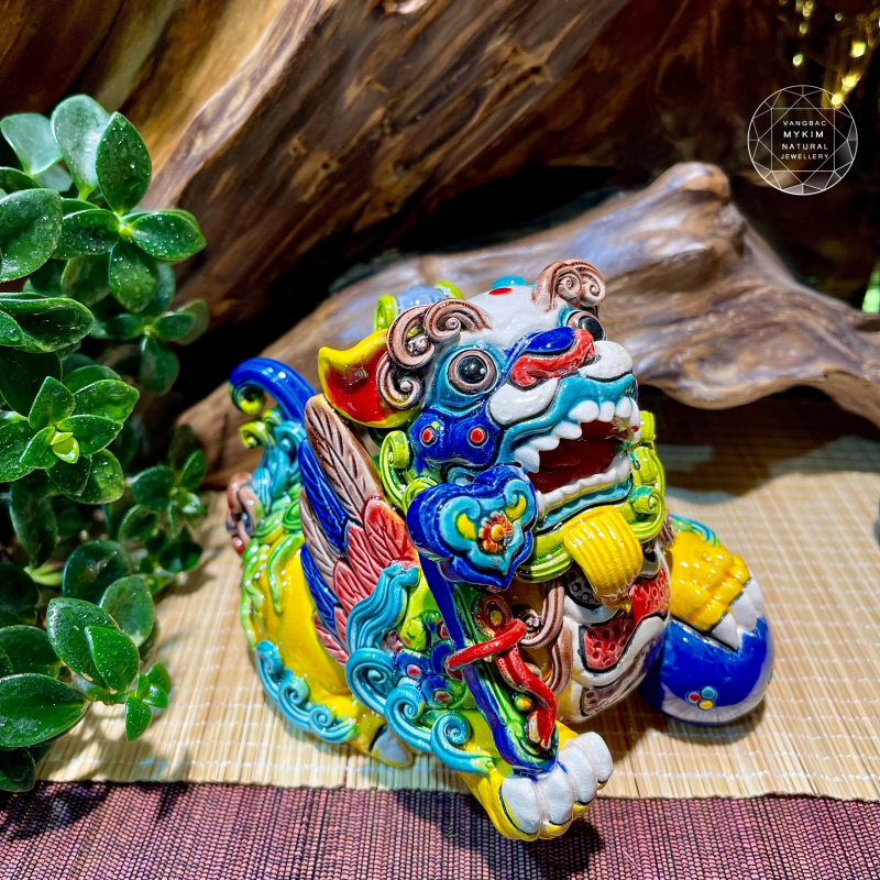 Tỳ Hưu Gậy Như Ý - Gốm Sứ Men Rạn Đài Loan - Sz ~15 * 12cm
