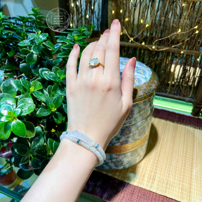 ✨ Nhẫn Băng Ngọc Phỉ Thúy Jadeite – Vàng 14k – Khóa Trường Mệnh