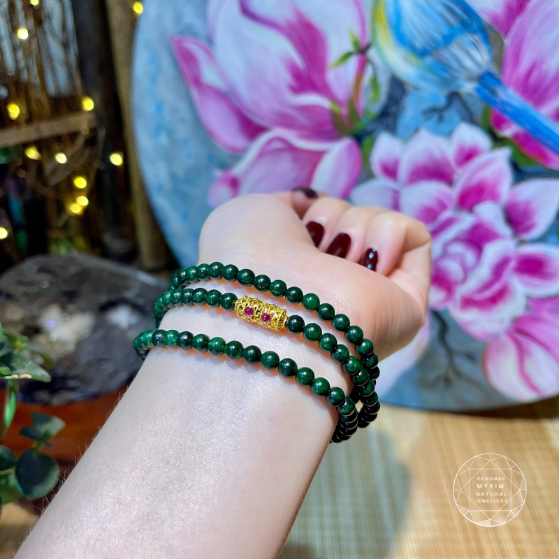 Chuỗi Vòng Đá Sơn Thủy kết charm Vàng 18k