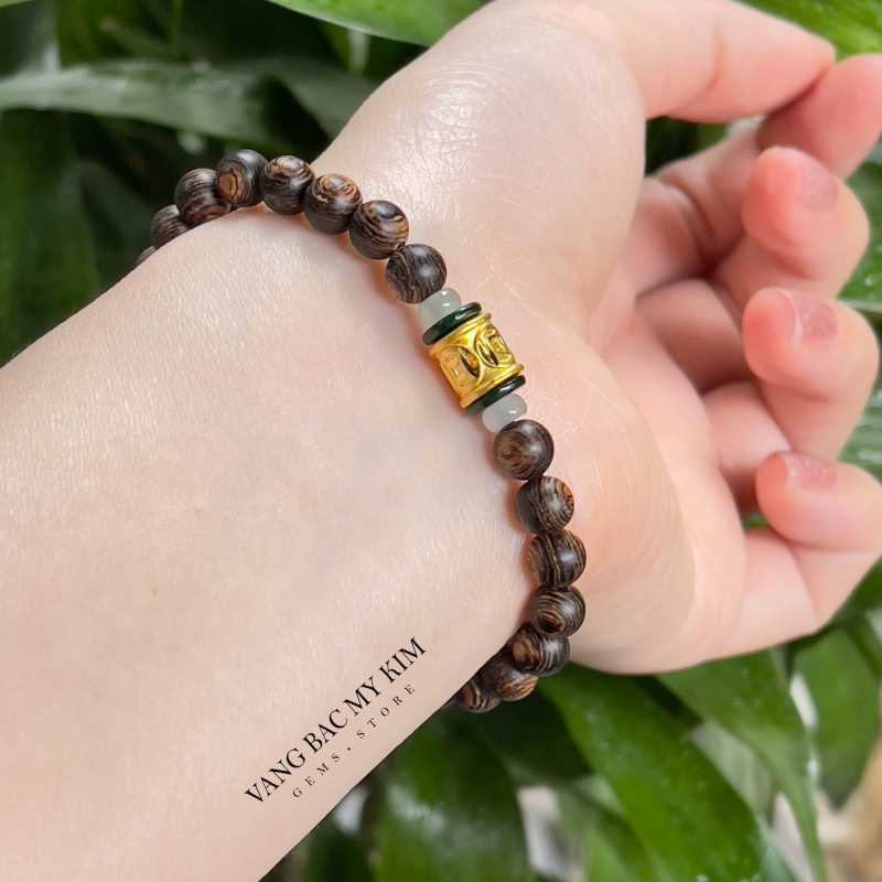 Vòng Trầm Hương Indo mix Ngọc Phỉ Thúy - Charm Vàng 24k