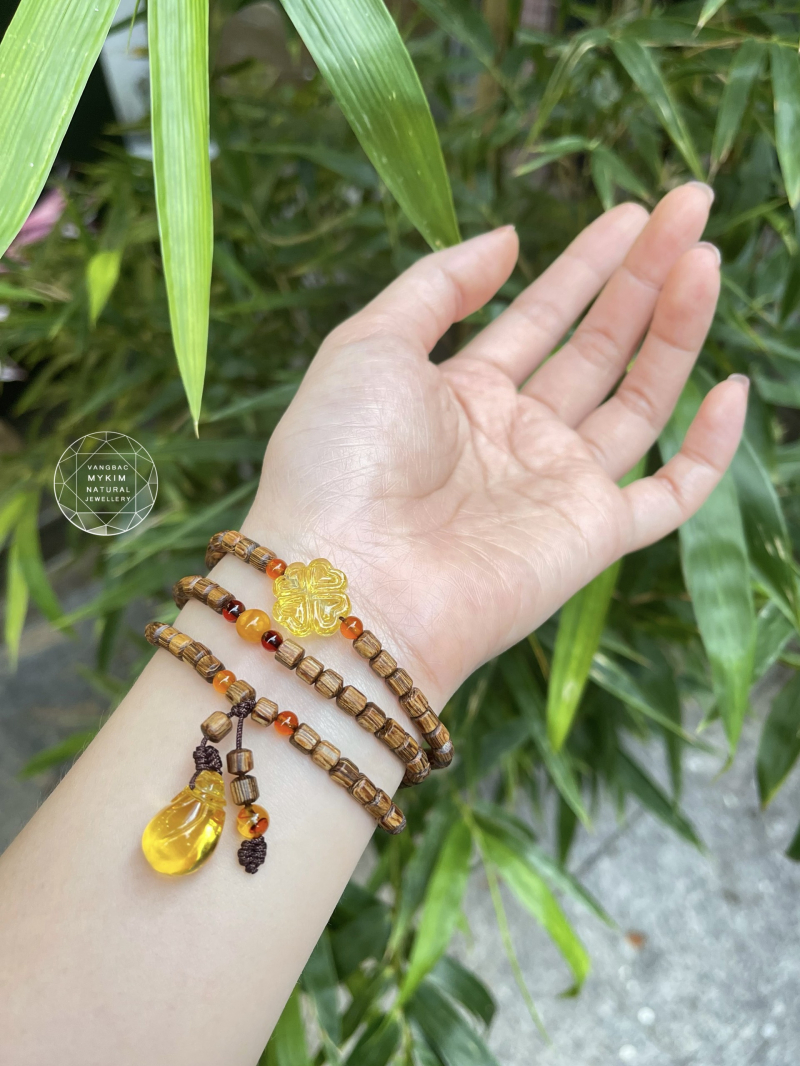 Chuỗi Vòng Trầm Đốt Trúc mix Hổ Phách Amber Vip