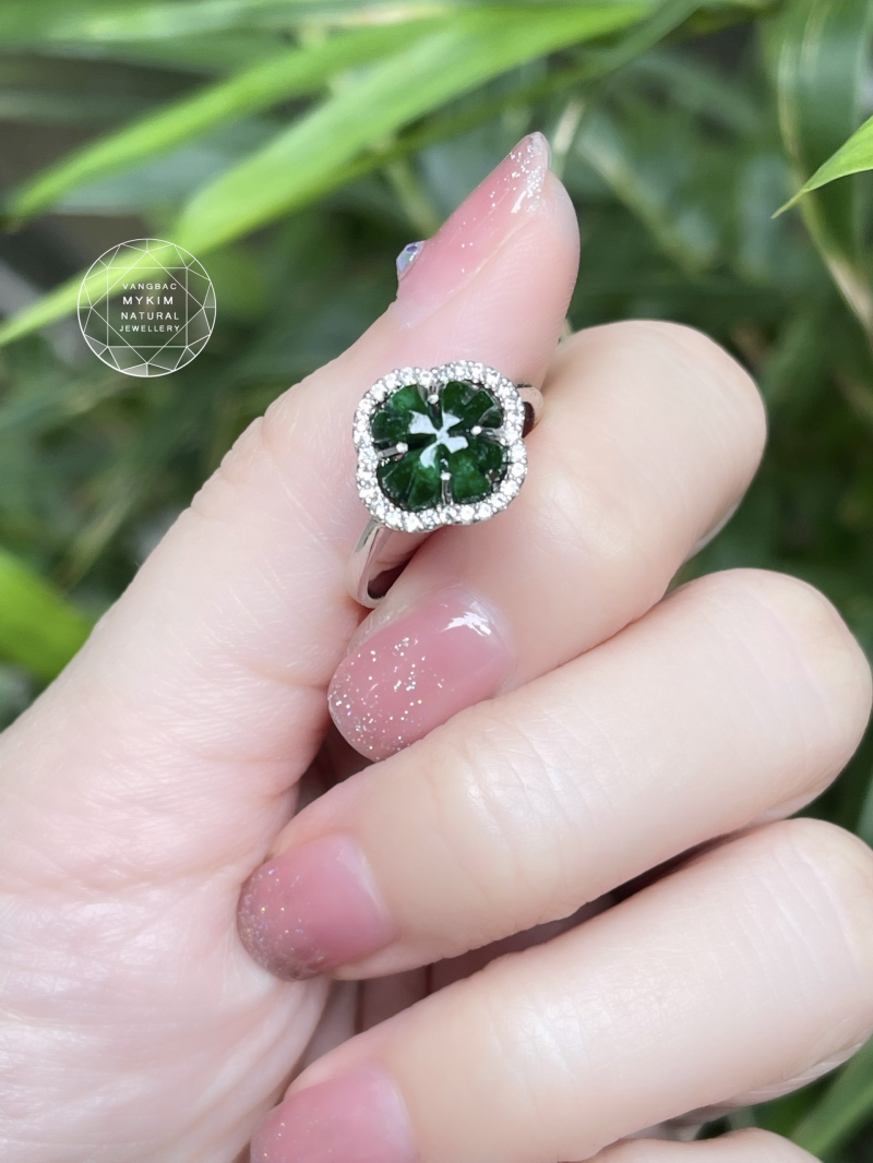 Nhẫn Ngọc Phỉ Thúy Jadeite - Hoa Bốn Lá - Vàng Trắng 14k