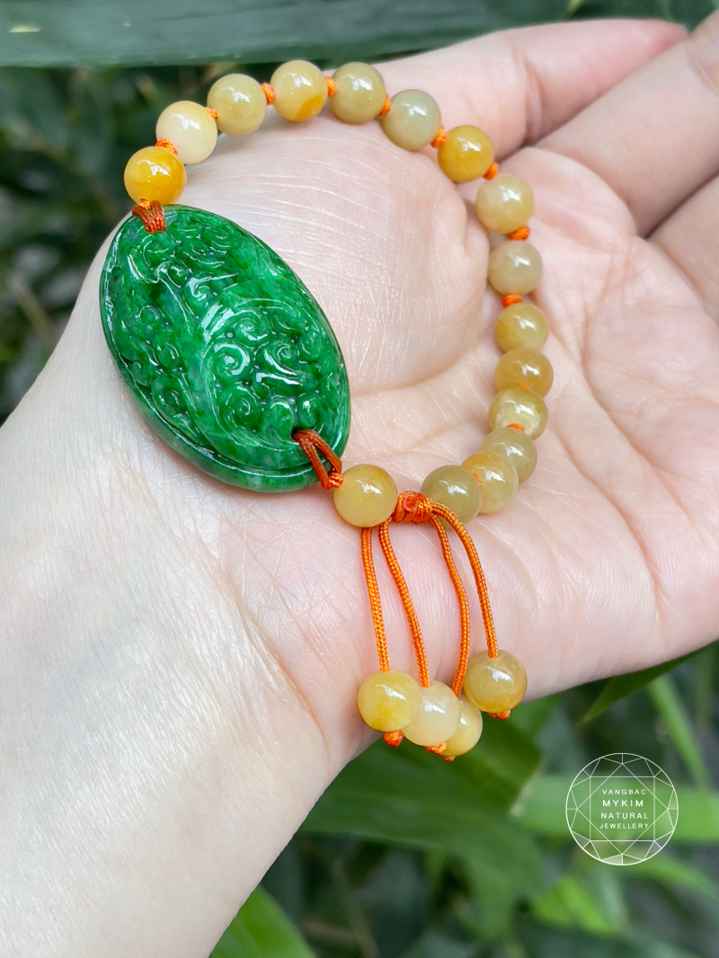 🧡 Vòng Dây Tết Ngọc Phỉ Thúy – Charm Hoa Như Ý – Giao Hòa Tự Nhiên & Ý Niệm Tinh Tế