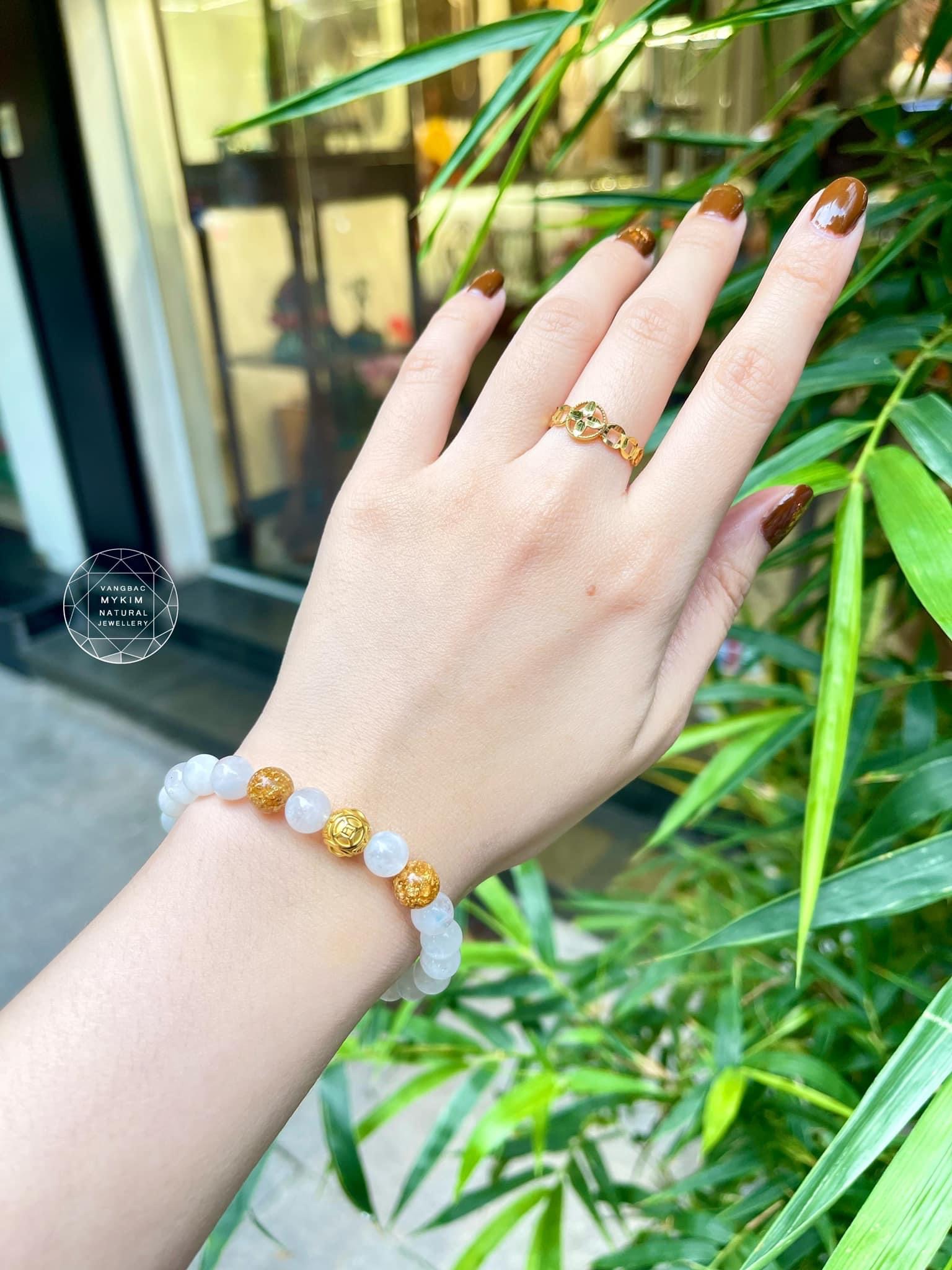 Vòng đá Mặt Trăng mix Vàng 24k - Đá cám vàng