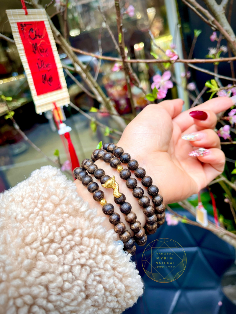 Chuỗi Vòng Trầm Indo - Charm Hồ Ly Vàng 24k