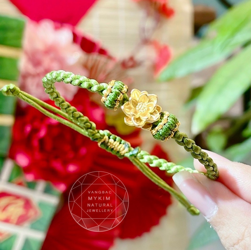 Dây Tết kiểu  - Charm Hoa Sen Vàng 24k