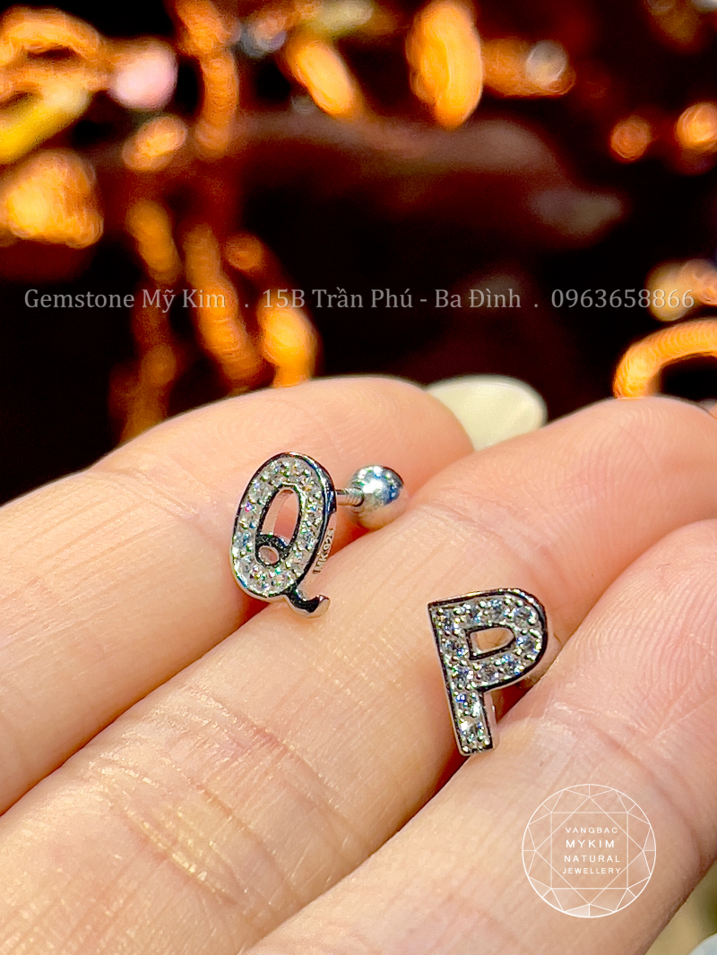 Bông Tai Chữ Bạc Si Vàng Trắng - Phiên Bản 2023 - Size 8x6mm