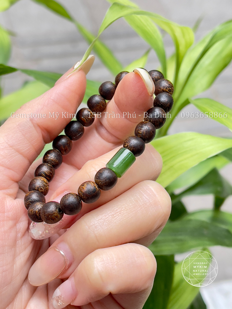 💚 Vòng Trầm Hương Mix Lu Thống Ngọc Bích – Giữ Lại Một Nhịp Thở An Nhiên