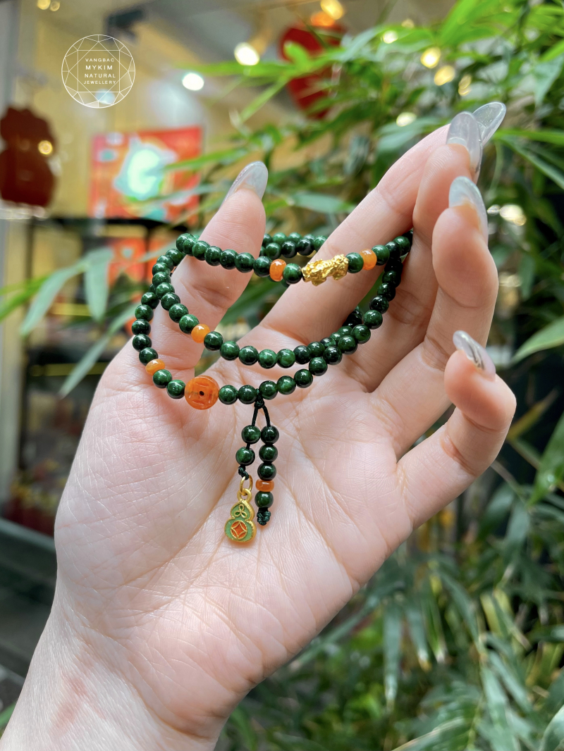 Chuỗi Vòng Đá Sơn Thủy mix Ngọc Jadeite - Charm Hồ Lô Vàng 24k