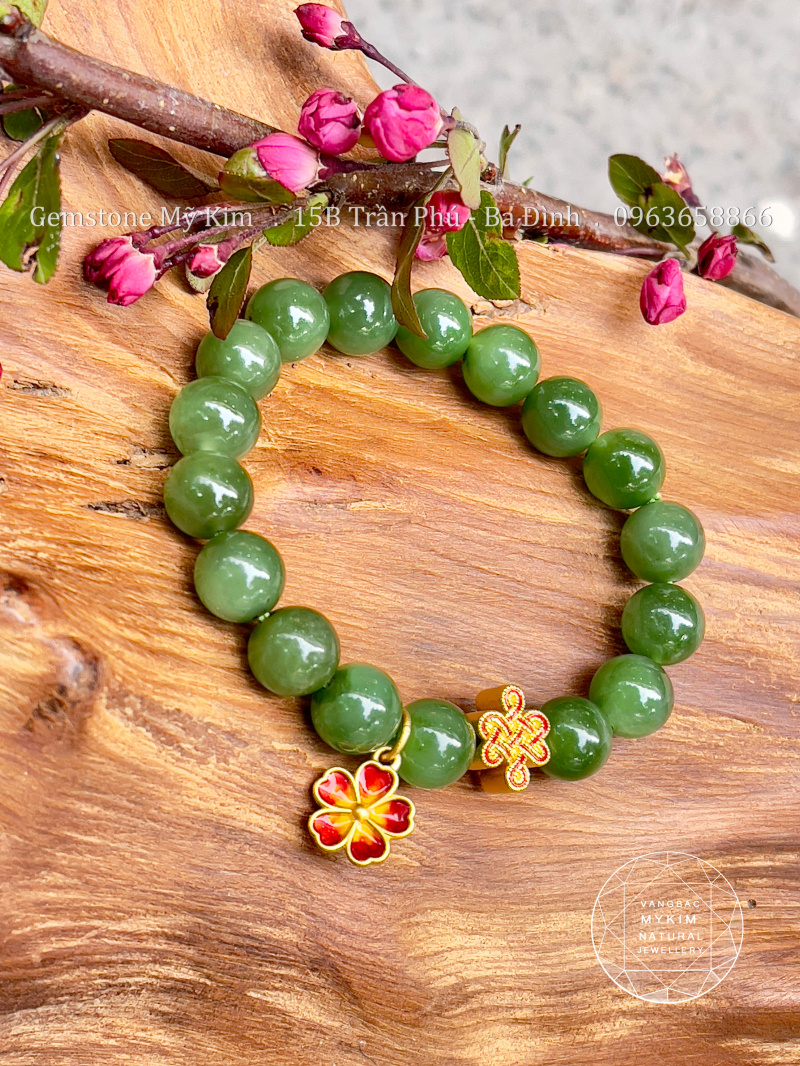 Vòng Ngọc Bích Nephrite - Charm Vàng 24k Hoa Mai - Dây Kết Đồng Tâm