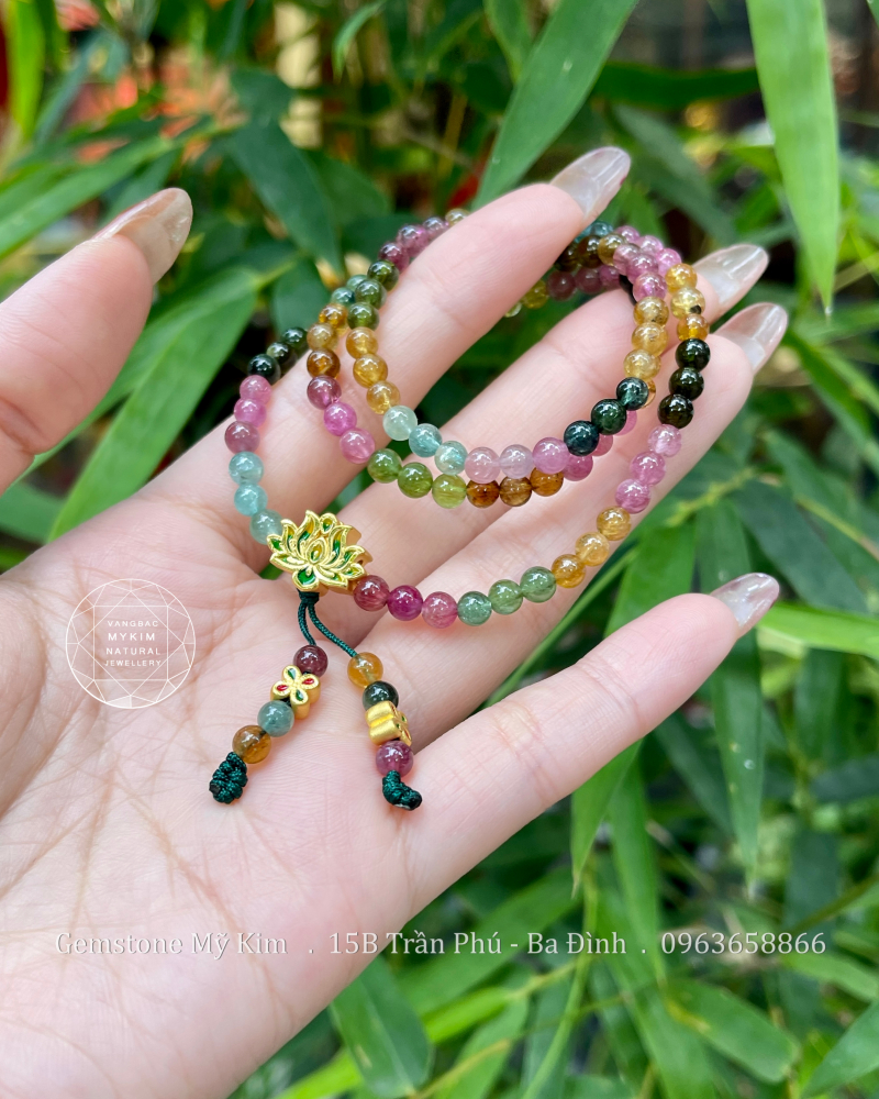 Chuỗi Vòng Đá Tourmaline VIP - Charm Hoa Sen - Cỏ Bốn Lá Vàng 24k