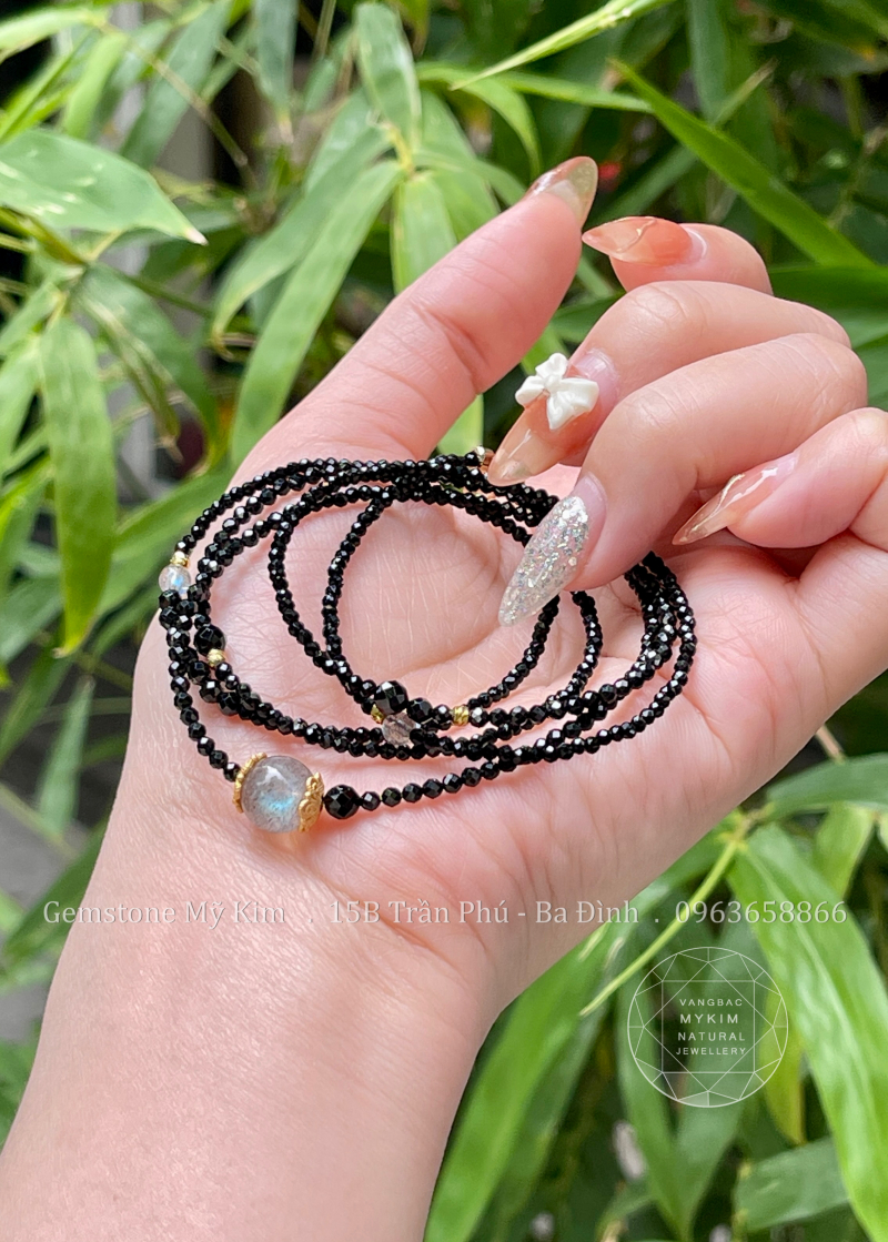 Set Vòng Onix Đen mix Đá Mặt Trăng - PK Bi Vàng 10k + Cánh hoa mạ vàng 24k