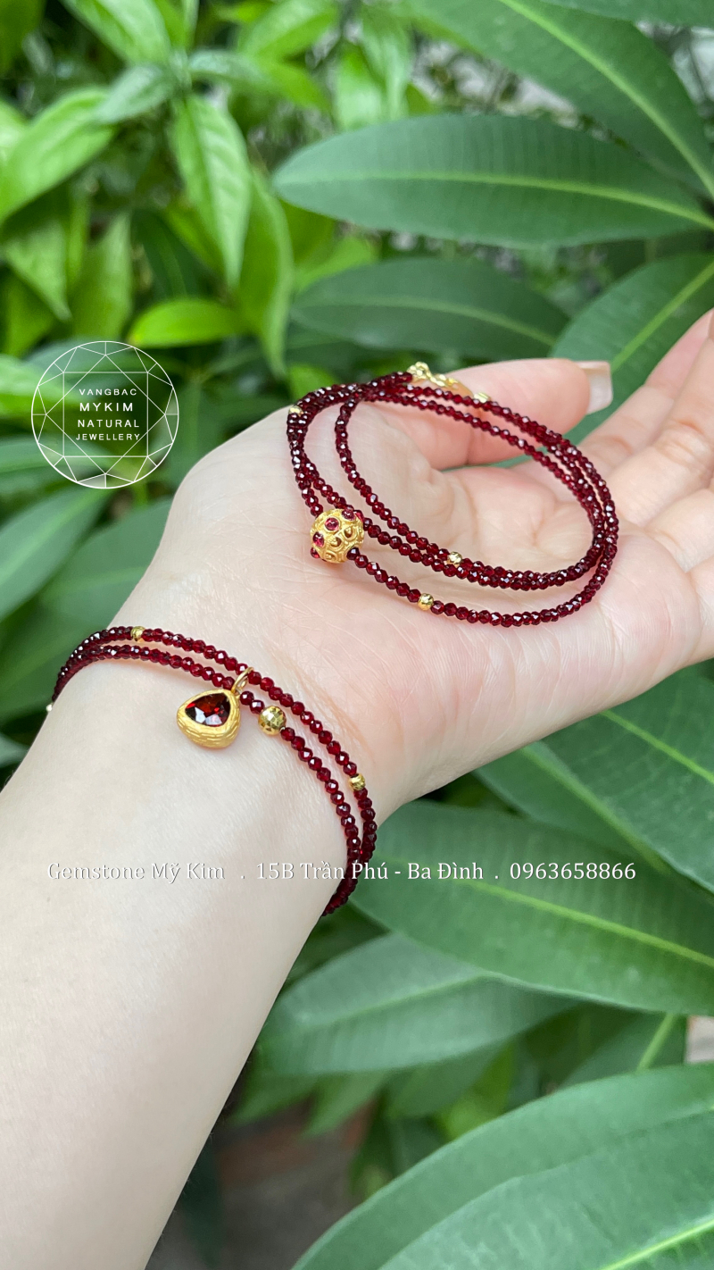 Set 2 Vòng Mã Não Đỏ mix Bi Vàng 10k - Charm rơi Bạc mạ vàng 24k