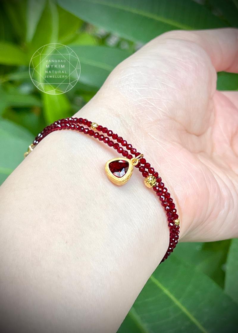 Set 2 Vòng Mã Não Đỏ mix Bi Vàng 10k - Charm rơi Bạc mạ vàng 24k