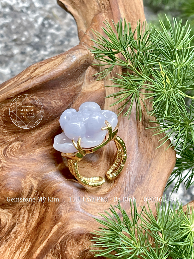 Nhẫn Hoa Sen Ngọc Phỉ Thúy Tử La Lan – Jadeite VIP Vàng 14k | Sắc Tím Dịu Nhẹ, Vẻ Đẹp Tĩnh Tại