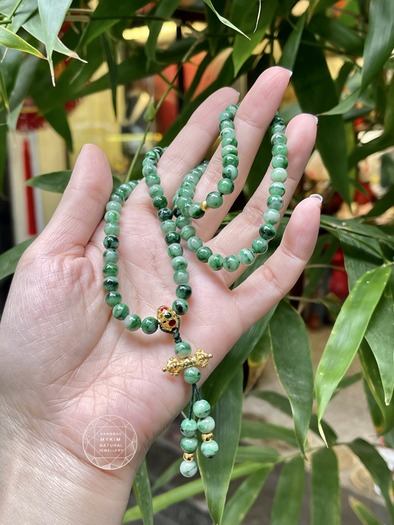 💚 Vòng Ngọc Phỉ Thúy Jadeite VIP – Charm Vàng Kim Cang | Tĩnh Tại – Hộ Tâm – Pháp Bảo Bên Mình