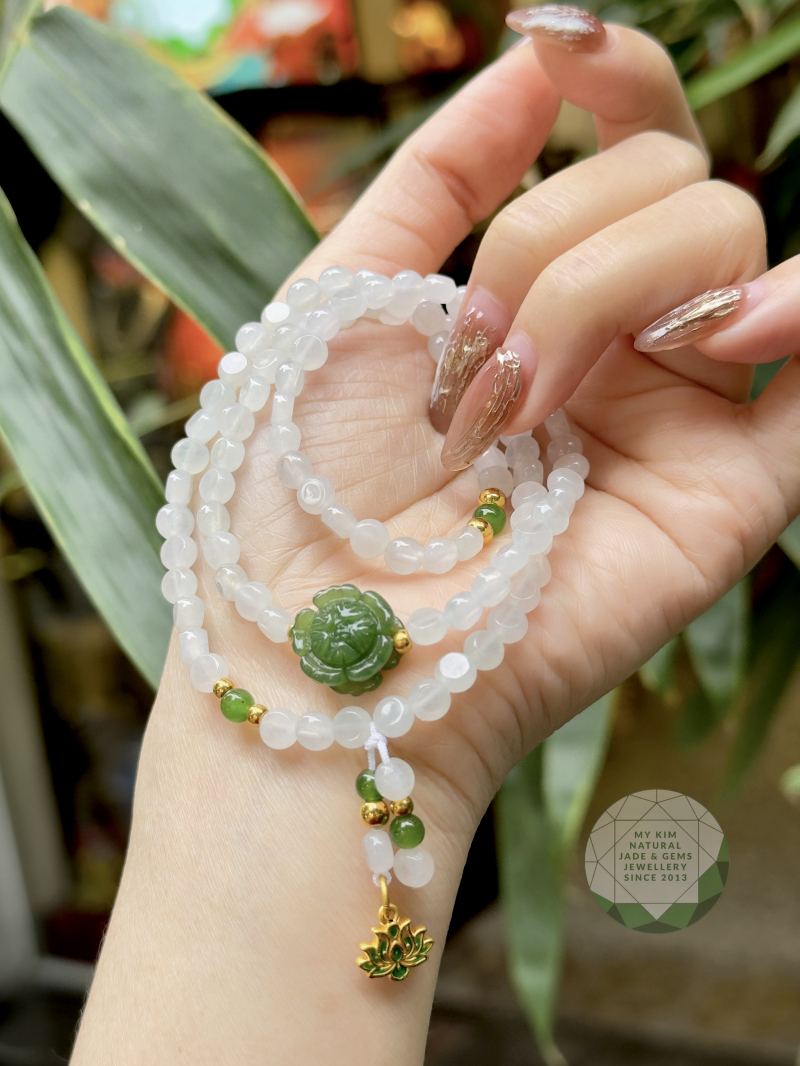 Chuỗi Ngọc Phỉ Thúy Trắng mix Ngọc Bích - Jadeite VIP - Charm Sen Treo Vàng 24k