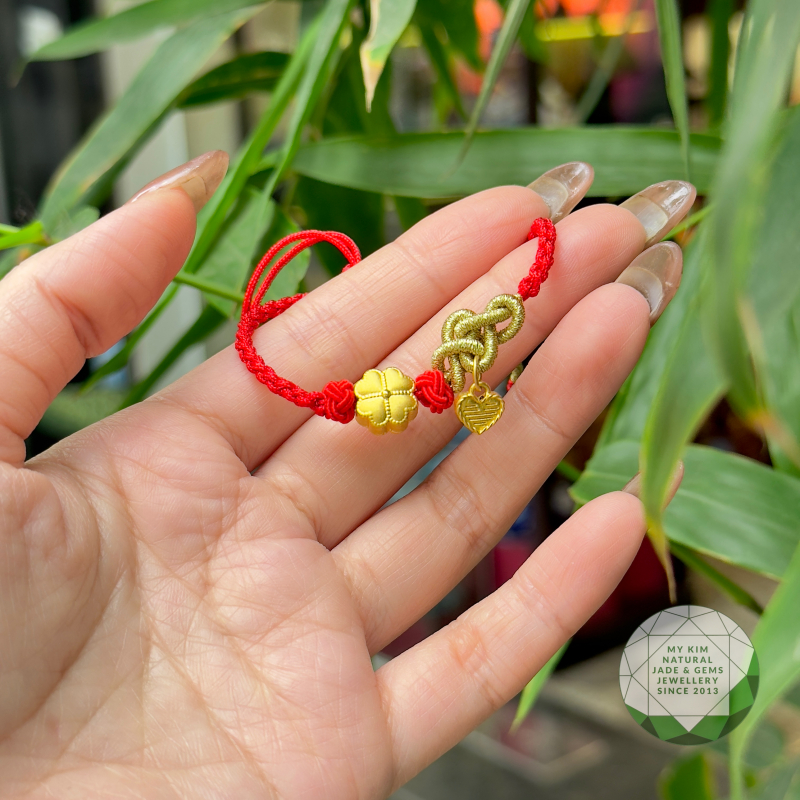 Dây Tết Chỉ Đỏ - Charm Cỏ Bốn Lá - Tim Treo Vàng 24k